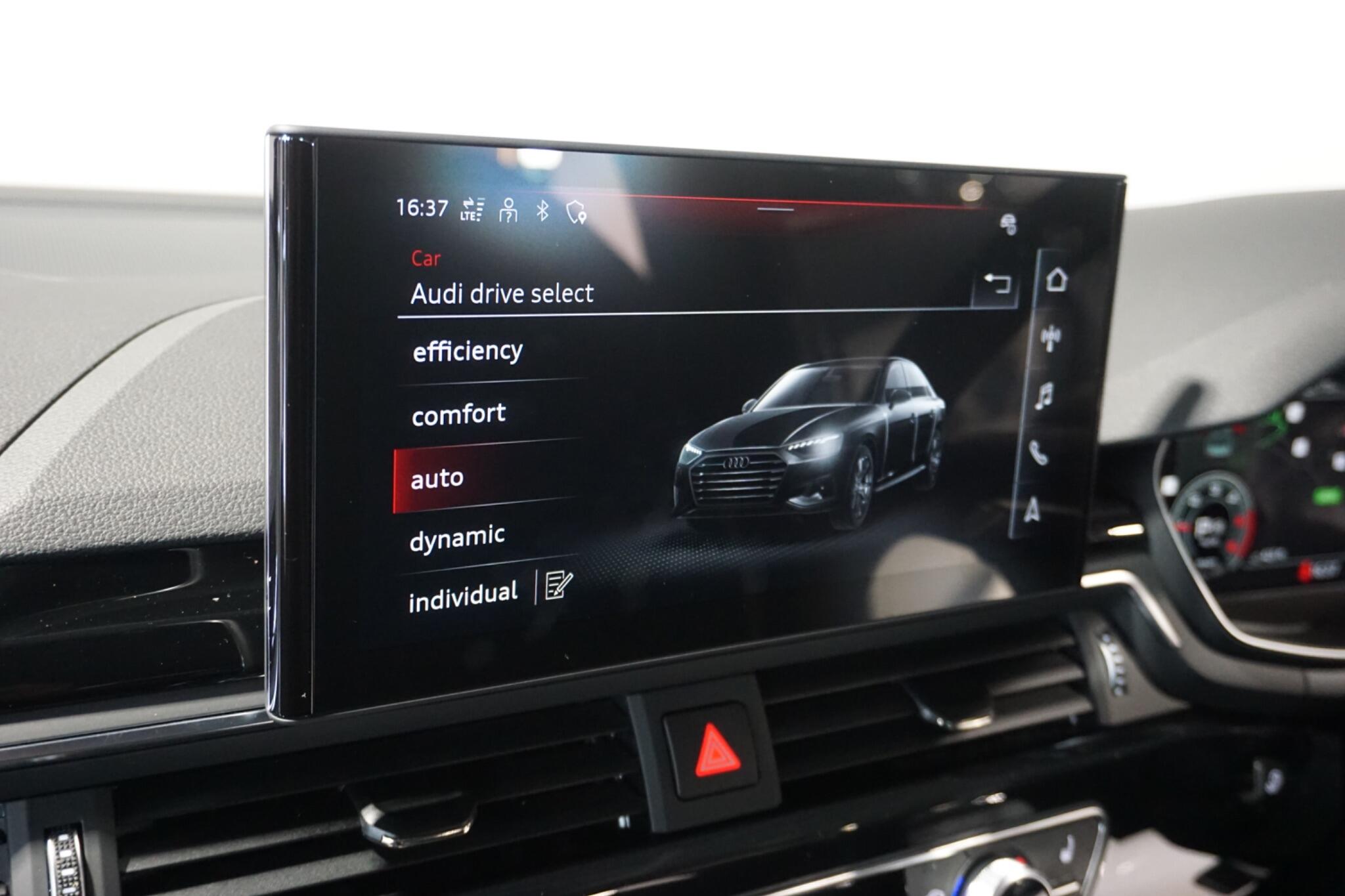 Audi A4 2.0 TDI 40 Black Edition Saloon 4dr Diesel S Tronic quattro Euro 6 (s/s) (204 ps)